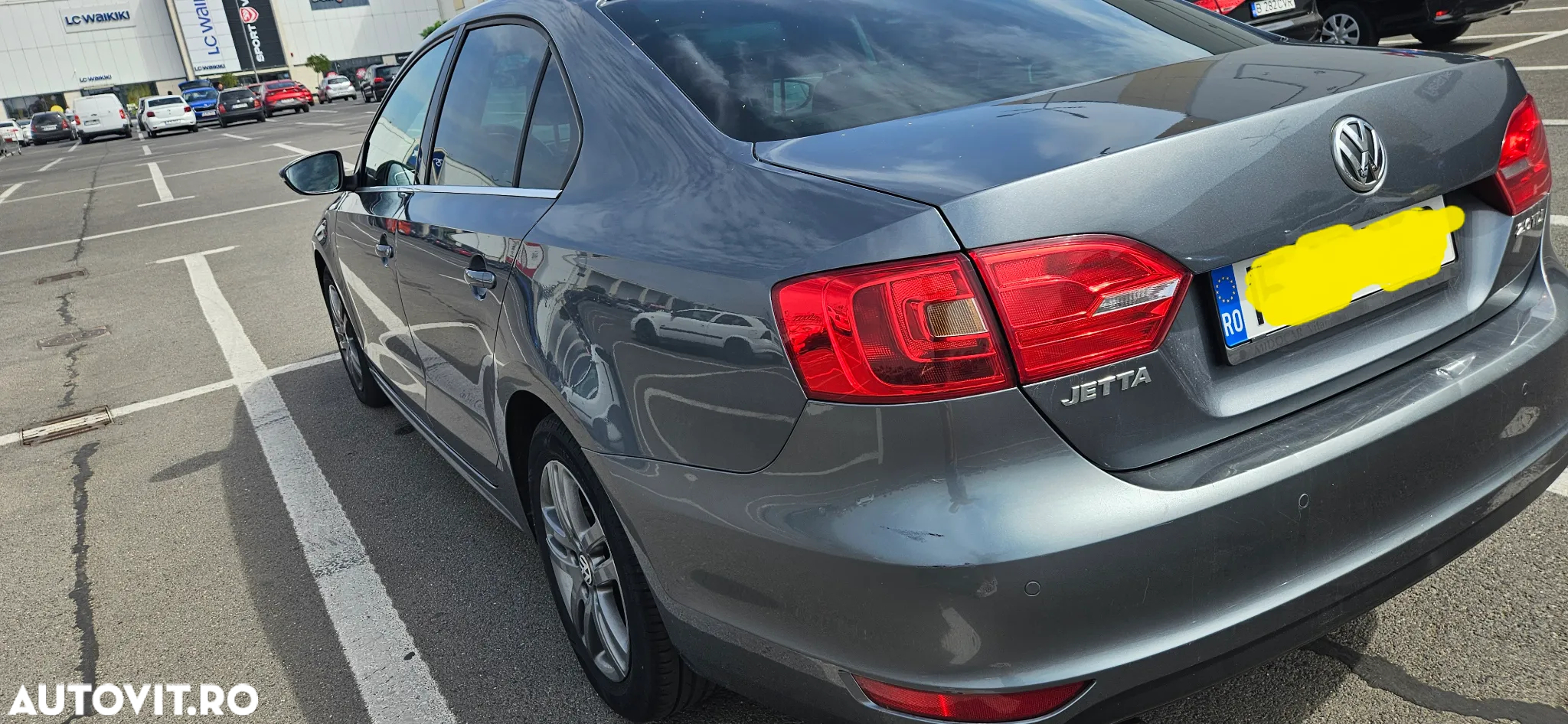 Volkswagen Jetta 2.0 TDI CR DPF Highline - 3