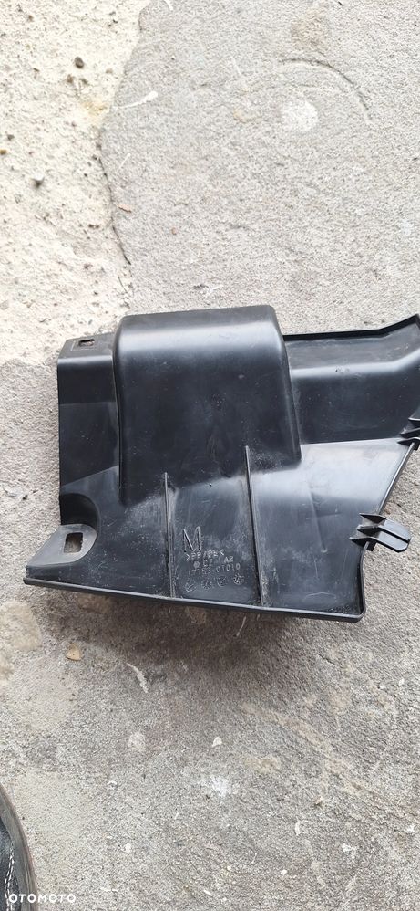 Lapacz powietrza Toyota CHR 17753-0T010 - 2