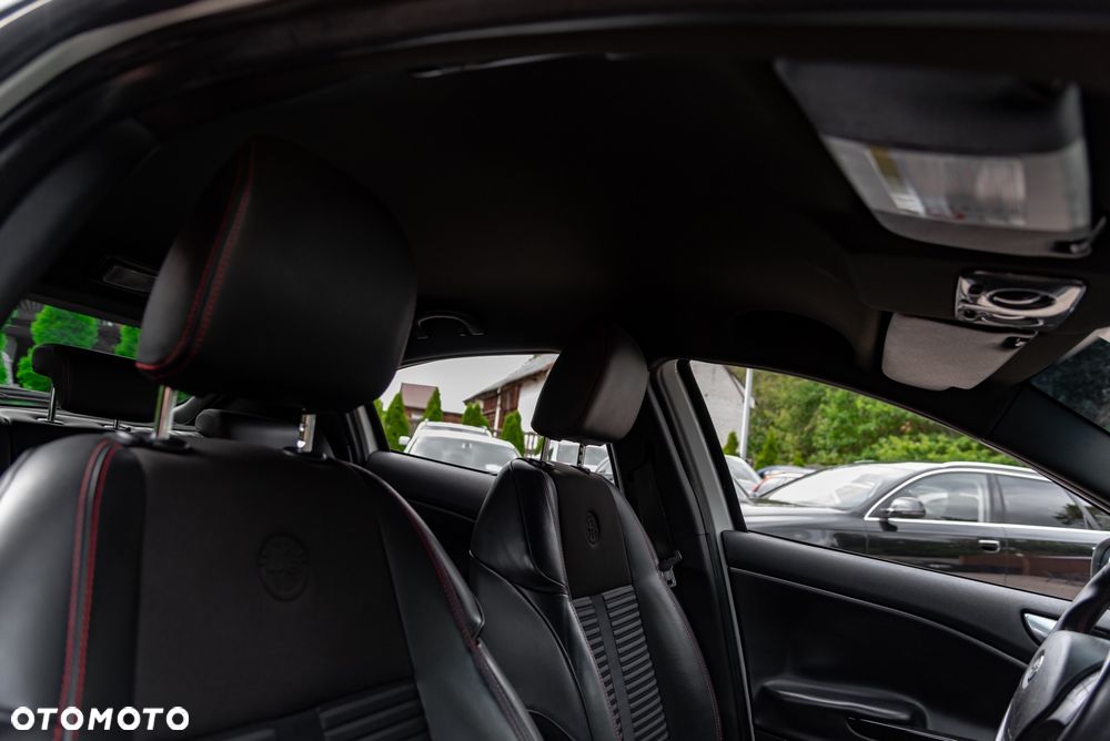 Alfa Romeo Giulietta 1.8 TBi 16V Quadrifoglio Verde - 26