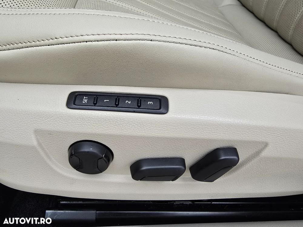 Skoda Superb 2.0 TDI DSG L&K - 10