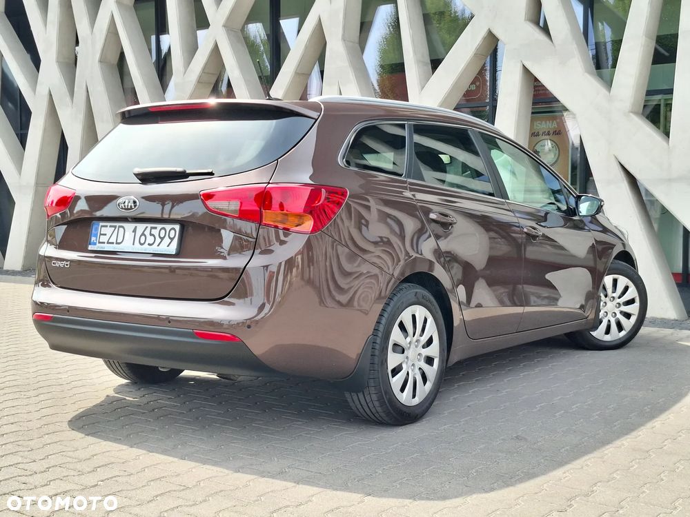 Kia Ceed 1.6 GDI XL - 17