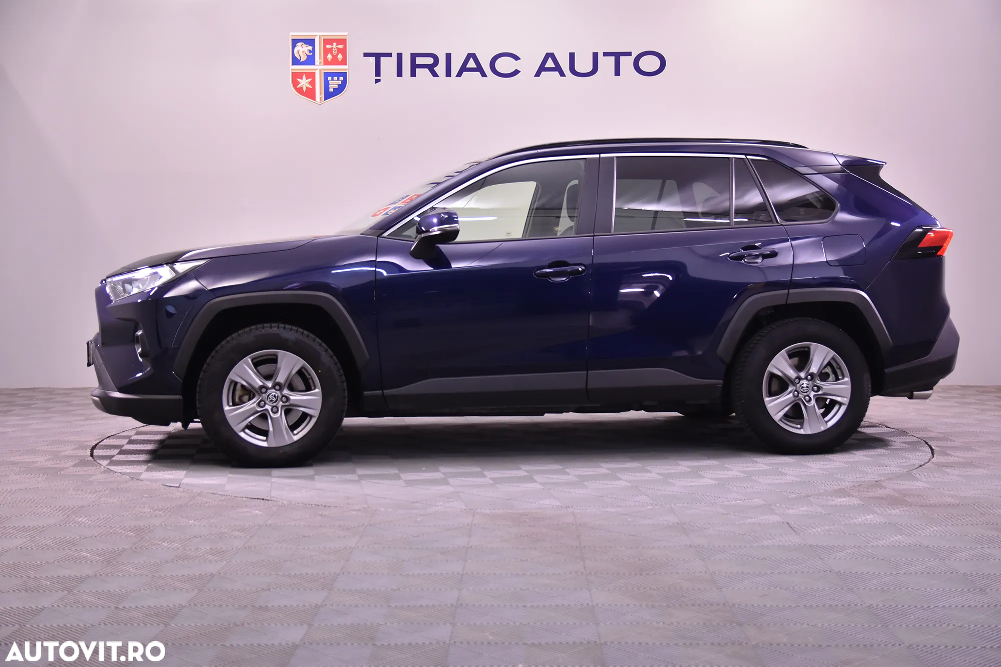 Toyota RAV4 2.5 Hybrid VVT-iE 4x4 Dynamic - 2