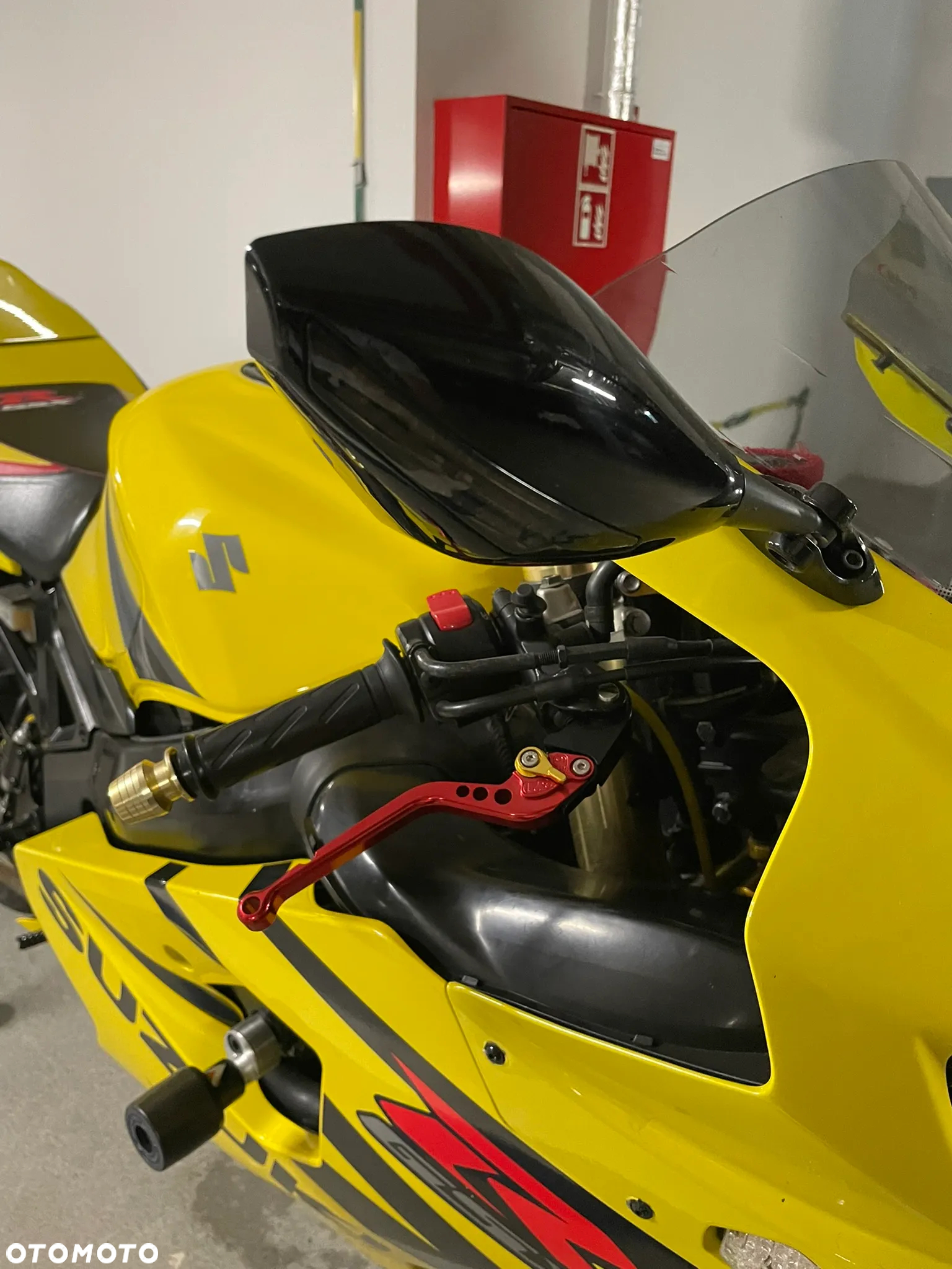 Suzuki GSX-R - 3