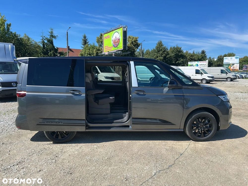 Volkswagen Multivan - 11
