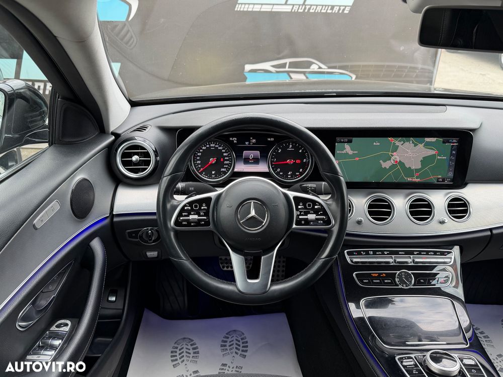 Mercedes-Benz E 220 d 4Matic 9G-TRONIC Avantgarde - 10