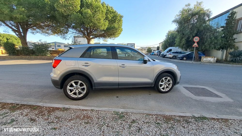 Audi Q2 1.6 TDI Design - 14