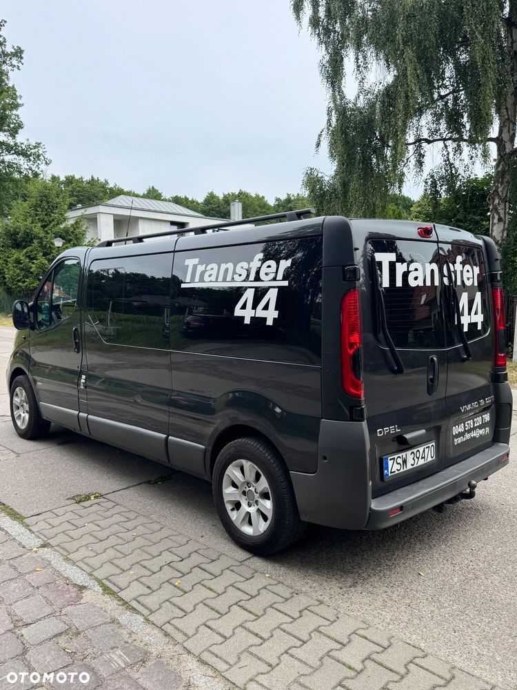 Opel Vivaro L2H1 2.9t - 7