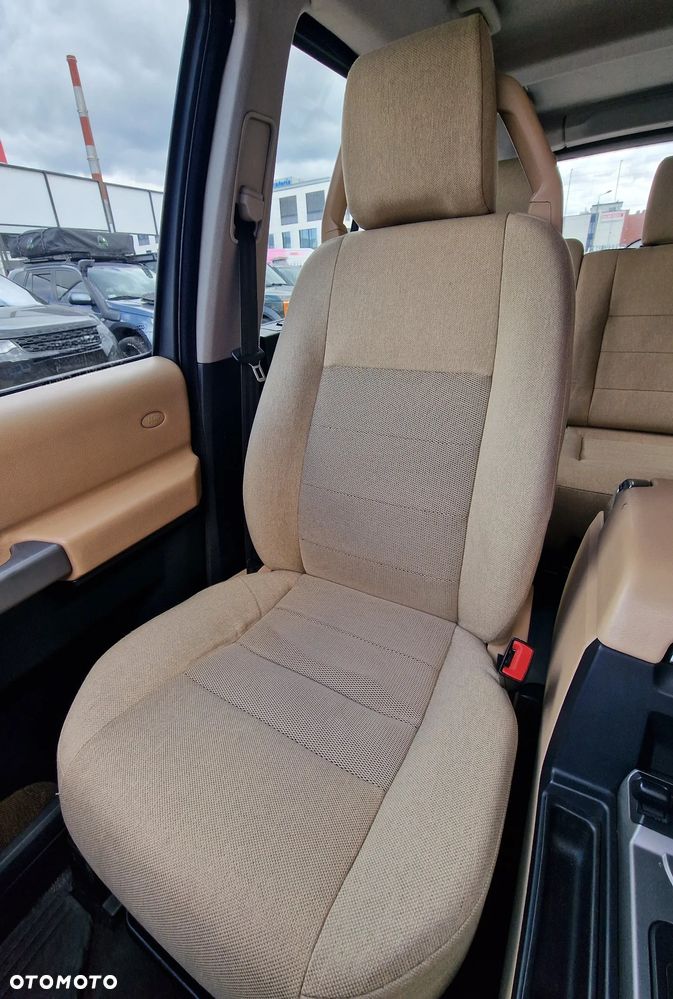 Land Rover Discovery TD V6 SE - 13