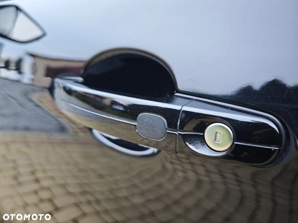 Ford Kuga 2.0 TDCi 4x4 Titanium - 13