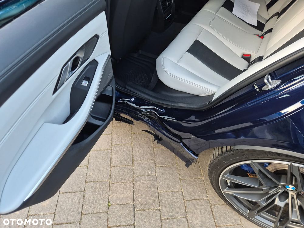 BMW M3 M Competition xDrive sport - 21