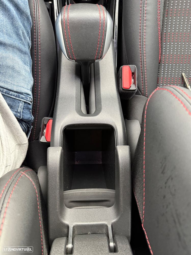 Peugeot 2008 1.2 PureTech GT Line - 16