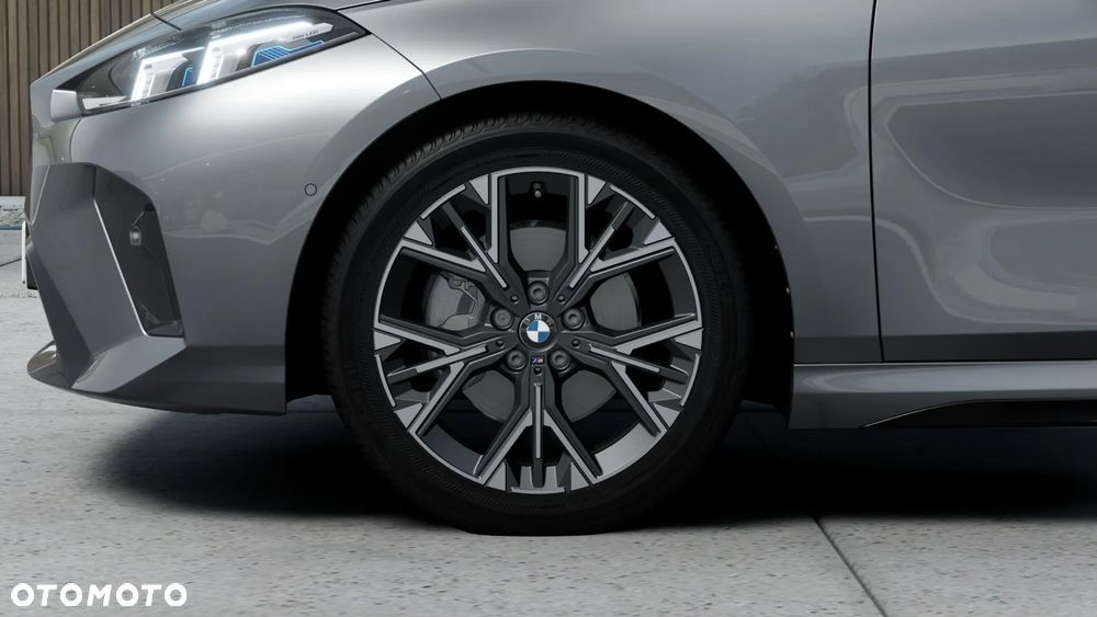 BMW Seria 1 120 mHEV - 9