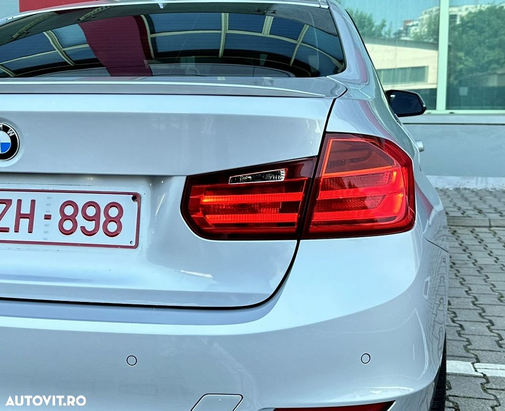 BMW Seria 3 - 32