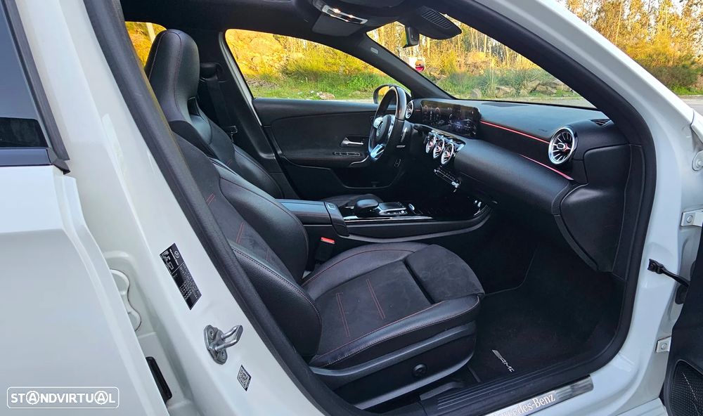 Mercedes-Benz A 250 e 8G-DCT AMG Line - 26