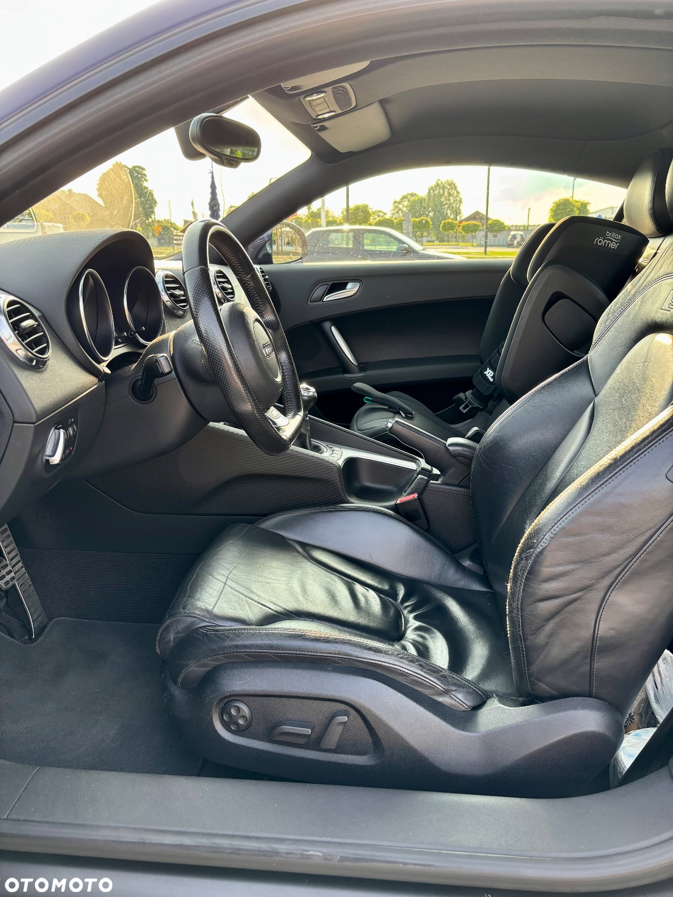 Audi TT Coupe 2.0 TDI quattro - 9