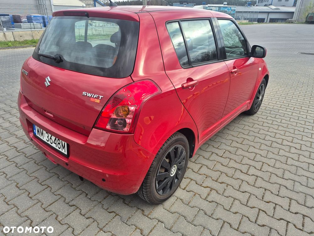 Suzuki Swift 1.3 Club - 5