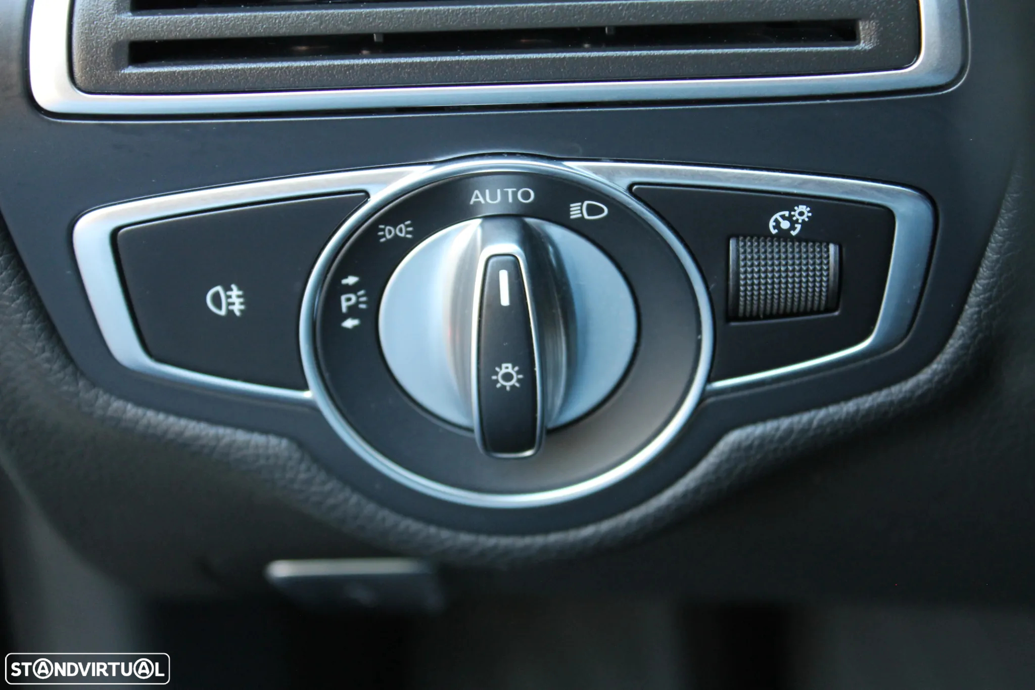 Mercedes-Benz C 220 d Avantgarde - 26