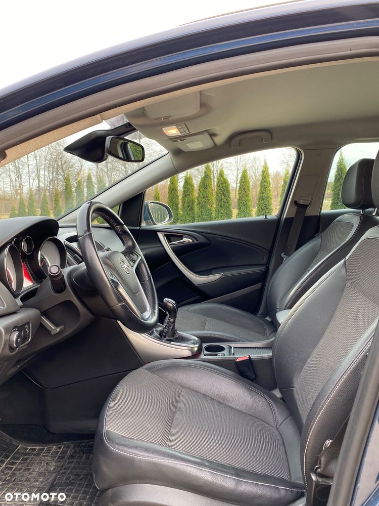 Opel Astra 1.4 T Cosmo - 7