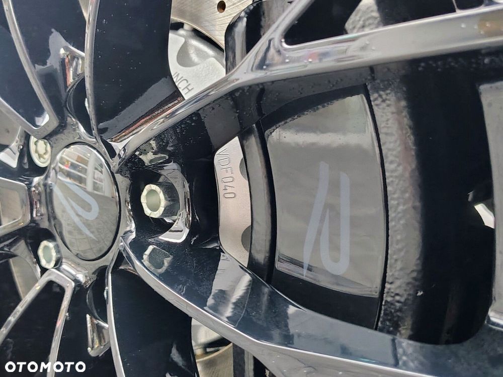 Volkswagen Golf - 11