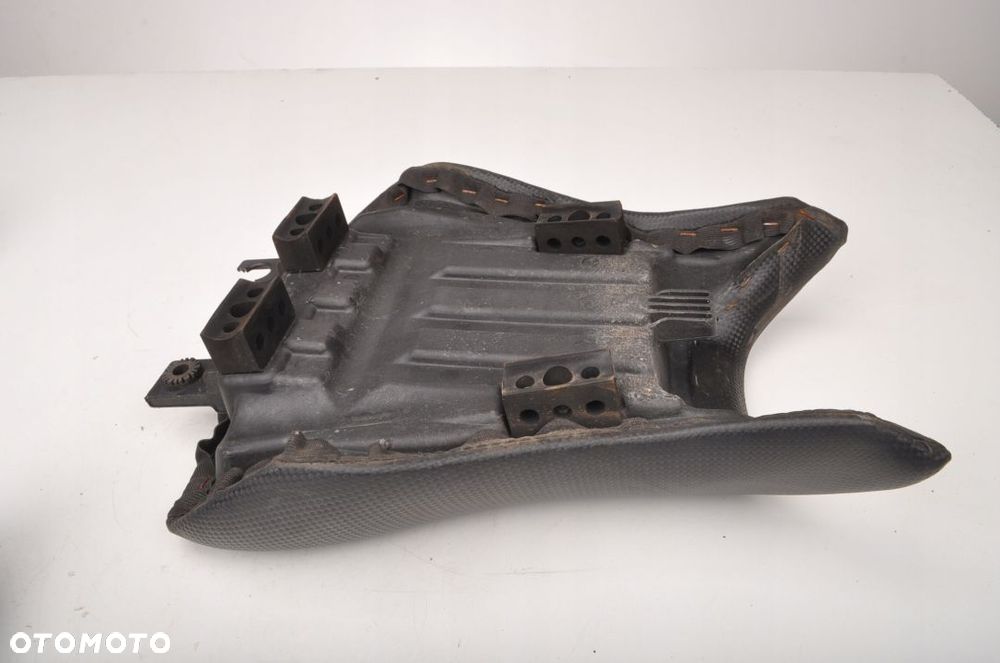 KEEWAY RKR 125 E4 SIEDZENIE KANAPA KOMPLET 18R - 2