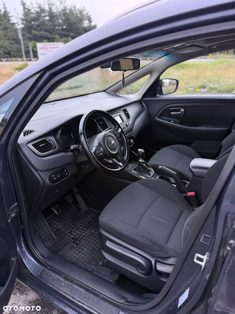 Kia Carens 1.7 CRDi M 7os EU6 - 8