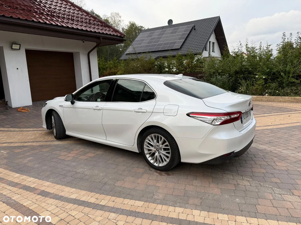 Toyota Camry 2.5 Hybrid Executive CVT - 5