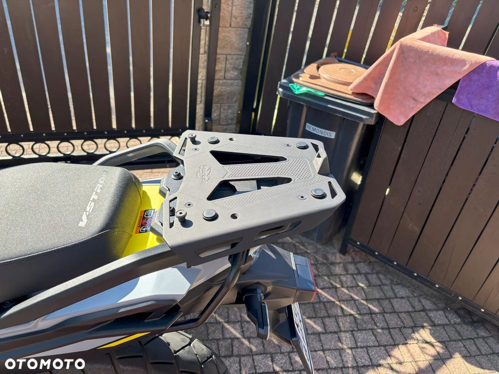 Suzuki V-STROM - 11