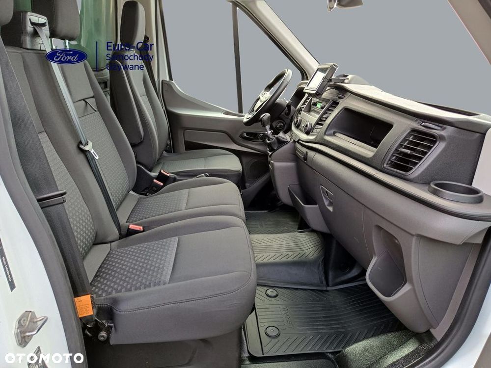 Ford Transit - 11