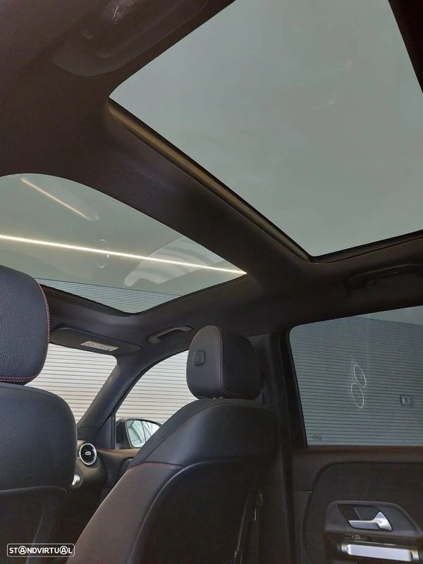 Mercedes-Benz GLB 180 d AMG Line - 14