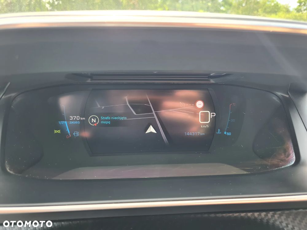 Peugeot 2008 1.5 BlueHDi Allure Pack S&S EAT8 - 22