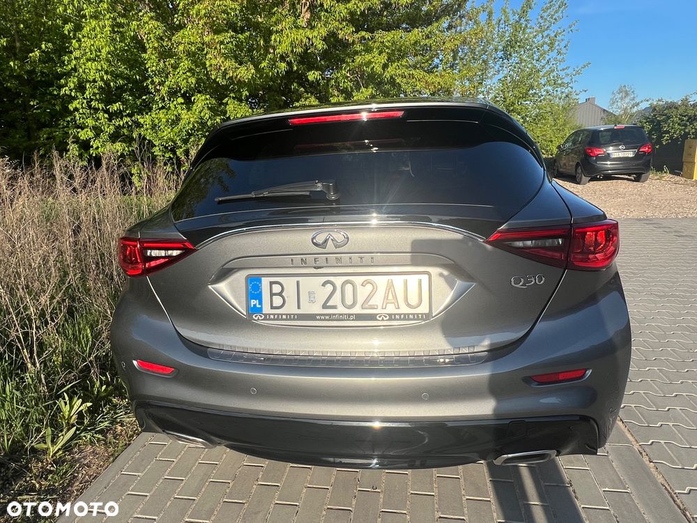 Infiniti Q30 1.5d Premium 7DCT - 18