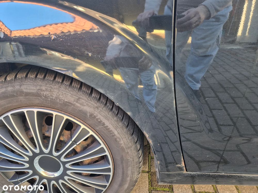 Toyota Corolla Verso 2.2 D-4D - 19