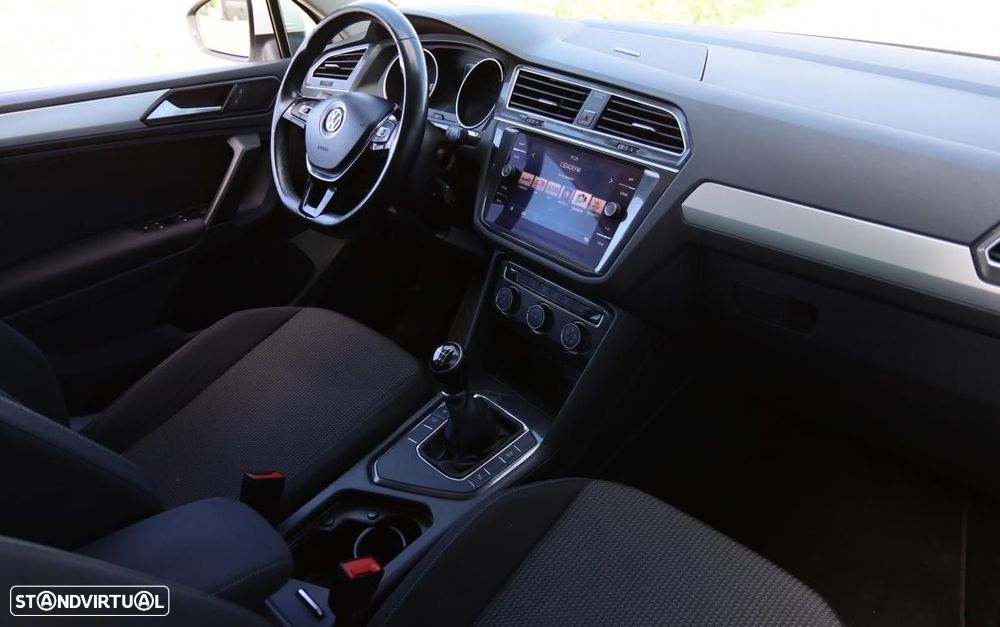 VW Tiguan 1.6 TDI Confortline - 13