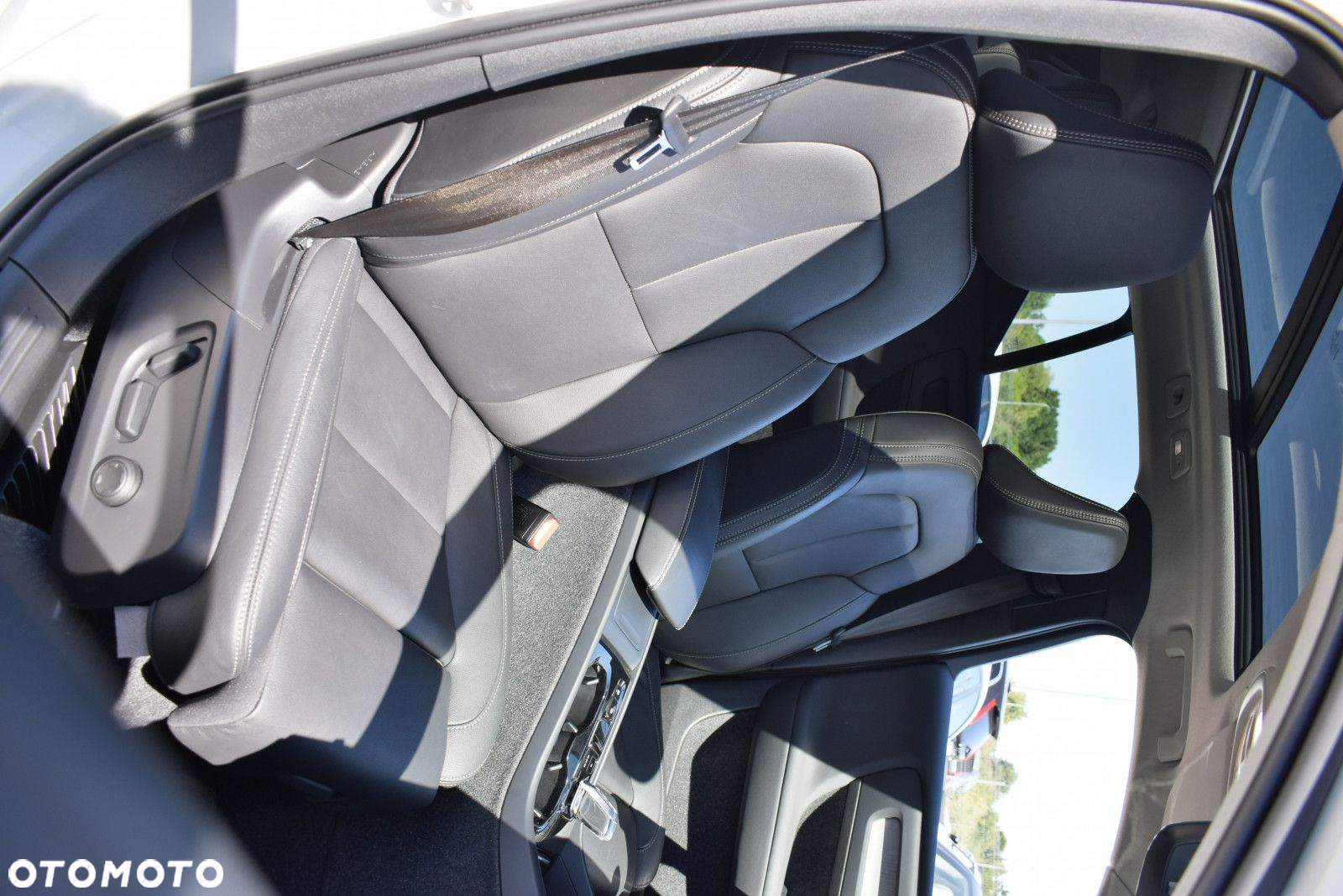 Volvo XC 40 - 22
