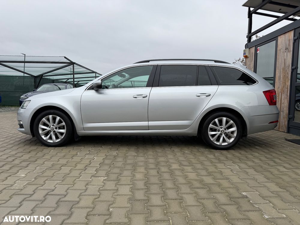 Skoda Octavia Combi Diesel 1.6 TDI Ambition - 7