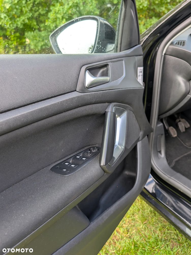 Peugeot 308 1.6 THP Access - 10
