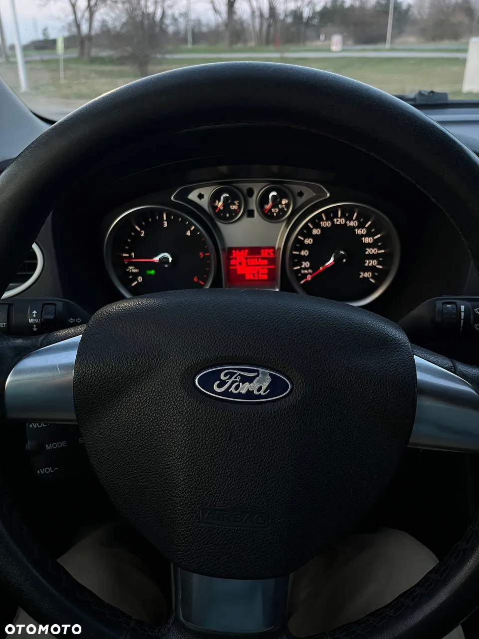 Ford Focus 1.8 TDCi Trend - 9