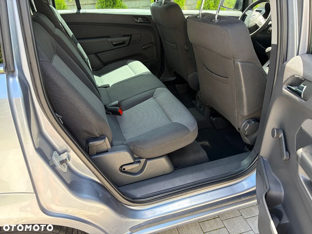 Opel Zafira 1.8 Family - 23