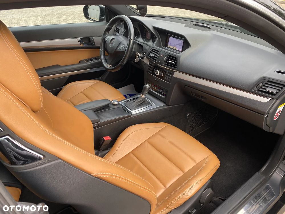 Mercedes-Benz Klasa E 350 CDI DPF BlueEFFICIENCY 7G-TRONIC Avantgarde - 28