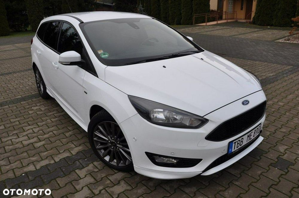 Ford Focus 1.5 EcoBoost STart-Stopp-System ST-LINE - 12