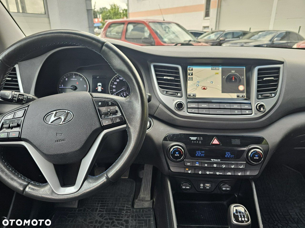 Hyundai Tucson 2.0 CRDI BlueDrive Comfort 2WD - 17