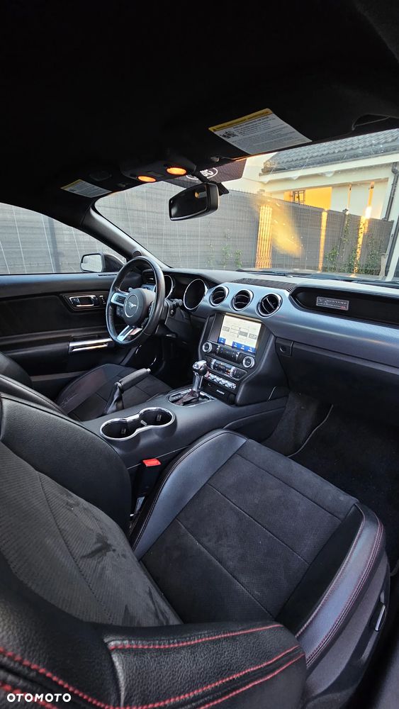 Ford Mustang 5.0 V8 GT - 9