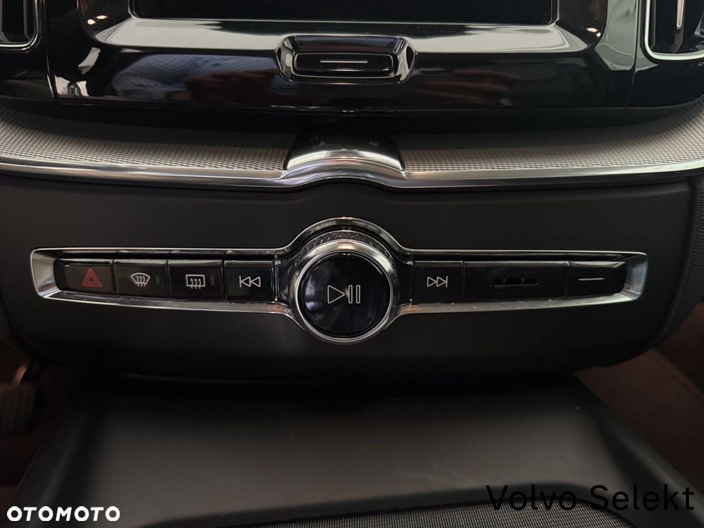 Volvo XC 60 B4 D AWD Inscription - 22