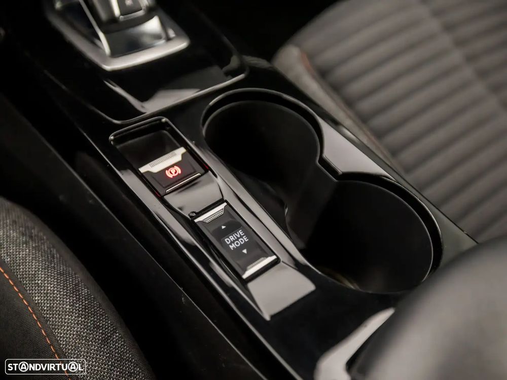 Peugeot 2008 PureTech 130 EAT8 Active - 11