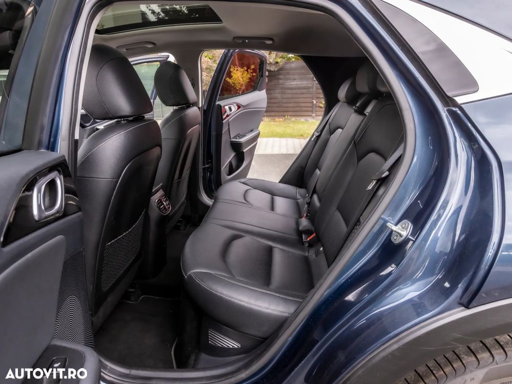 Kia XCeed 1.6 GDI DCT6 OPF PLATINUM - 16
