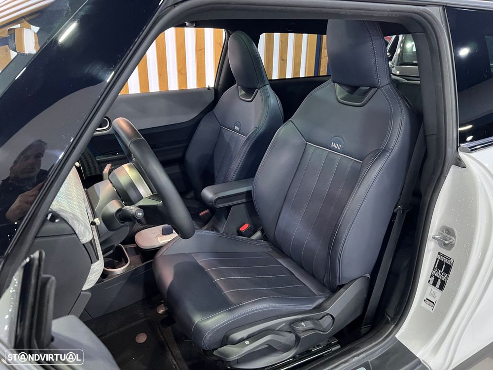 MINI 3 Portas Cooper C Favoured S - 16