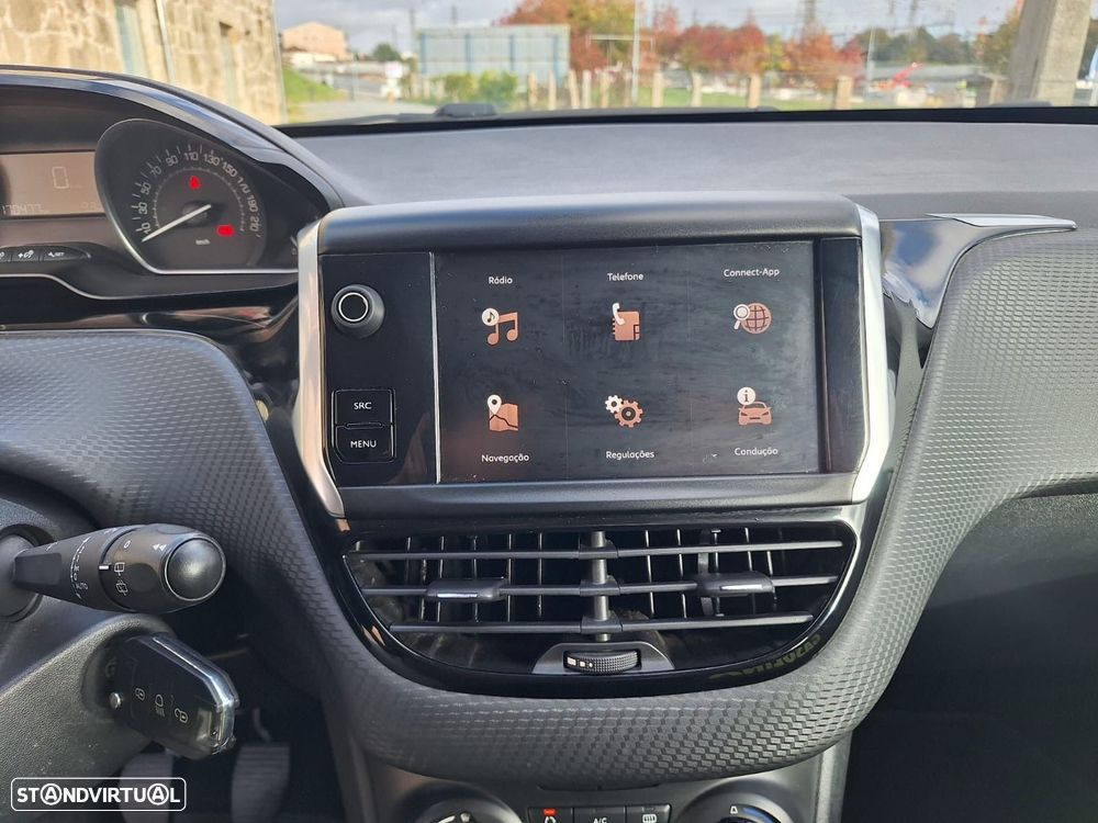 Peugeot 2008 1.2 PureTech Style - 27