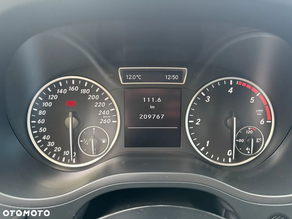 Mercedes-Benz Klasa B 180 CDI - 12