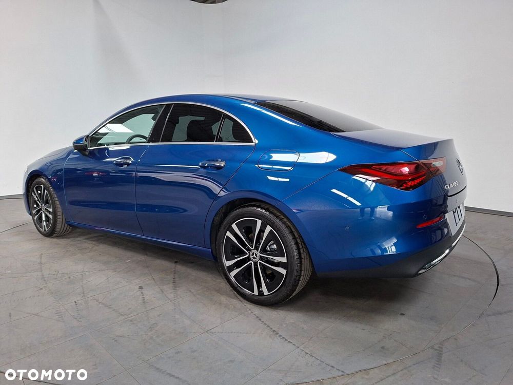 Mercedes-Benz CLA - 9