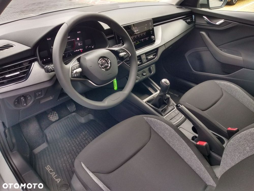 Skoda Scala 1.0 TSI Essence - 9